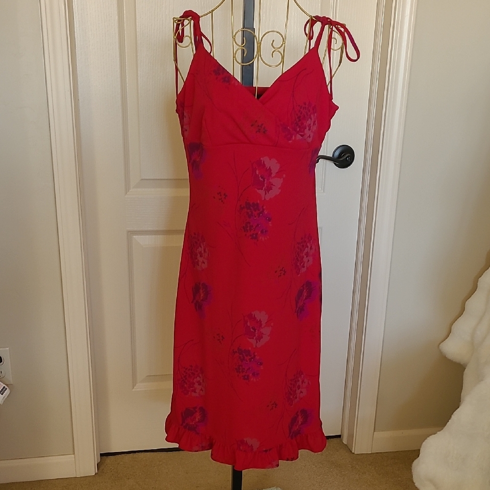 EXPRESS Vintage Red Floral Midi Dress with Tie Straps Size 9/10